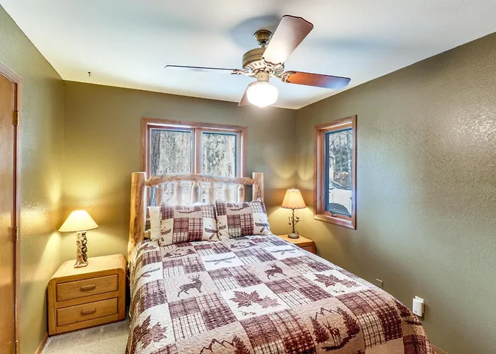Holiday home Golf, Hike, Explore! Family-friendly Pinetop Haven *