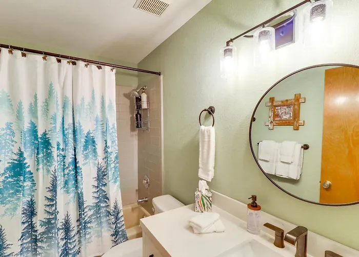 Holiday home Golf, Hike, Explore! Family-friendly Pinetop Haven *